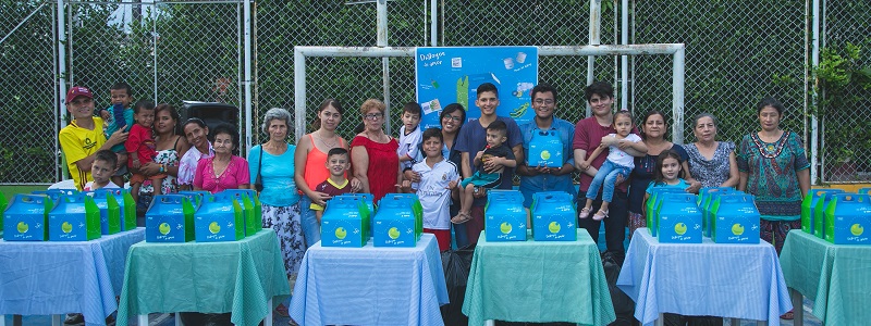 La herramienta Diálogos con amor, diseñada por los estudiantes Juan Sebastián González, Moisés Camilo Sánchez y Germán Moreno junto a la comunidad de Hato de la Virgen, es un paquete promotor de paz.